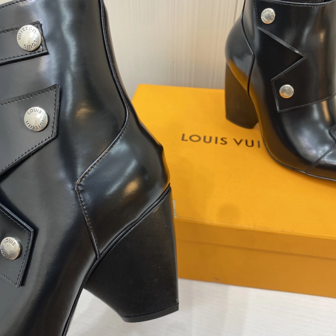 COCO-- 8V 1AD1TF cowhide sheepskin Heel height：9.5CM item:D-X000I0307